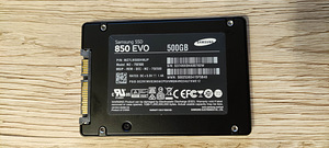 SAMSUNG SSD EVO 850 500GB (2 foto / 2)