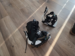 Müüa laste lumelauasaapad ja sidemed Flow. Saapad Rossignol (7 foto / 9)