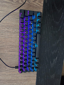 Продается Steelseries Apex 9 Mini игровая RGB клавиатура (2 фото из 8)