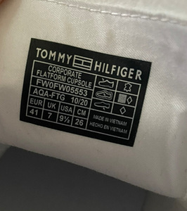 Tommy Hilfigeri platvorm nahast tennised suurus 41 (3 foto / 4)