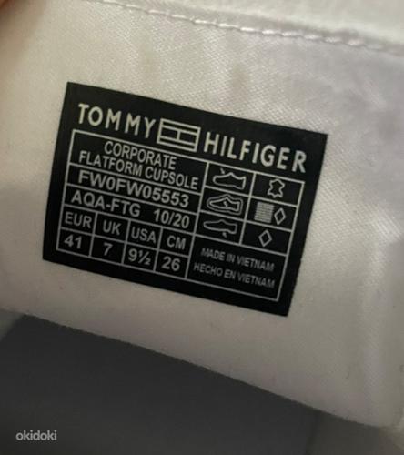 Кожаные тенниски на платформе Tommy Hilfiger 41 размер (фото #3)