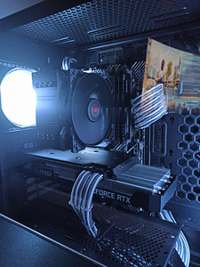 Intel i5-11600K, RTX 3070, 16GB 3200MHz DDR4, 1TB M.2 SSD (1 foto / 4)
