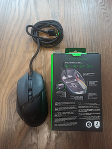 Razer Basilisk v3 (2 фото из 2)
