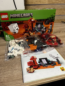 Lego Minecraft 21255 Netheri portaali varitsus (2 foto / 3)