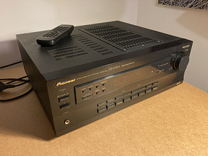 Pioneer VSX-409RDS (1 foto / 2)