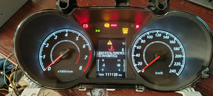 Mitsubishi armatuurlaud (2 foto / 2)