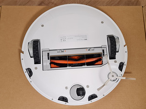 Xiaomi Mi Robot Vacuum робот пылесос (3 фото из 7)