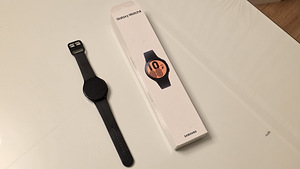 Samsung Galaxy Watch 4 LTE 44mm Black (6 foto / 8)