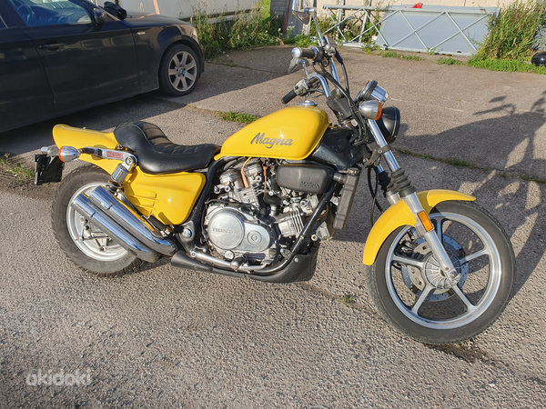 Honda Magna 700cc 58KW