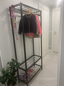 Esikuriiul (1 foto / 6)