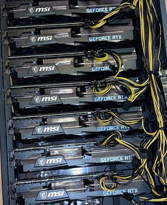 MSI RTX 3070 ti 8GB (4 foto / 4)