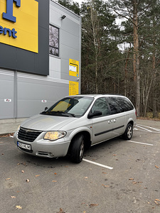 Chrysler Grand Voyager (2 foto / 5)