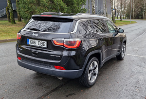 Jeep Compass 1.4 125kW (5 foto / 13)