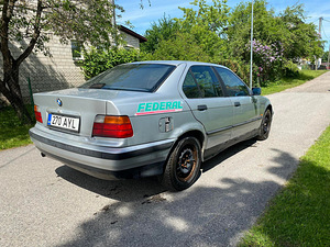 BMW 316 1.6 75kW (4 foto / 6)