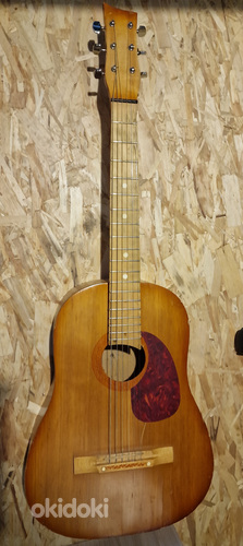 Old guitar (foto #1)