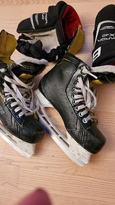 Hokiuisud Bauer Supreme 5.5 +kindad (6 foto / 6)