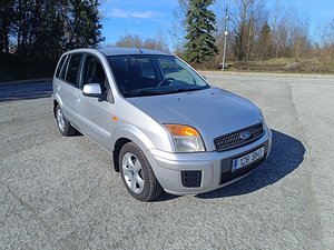 Ford Fusion Facelift 2012 (7 foto / 15)