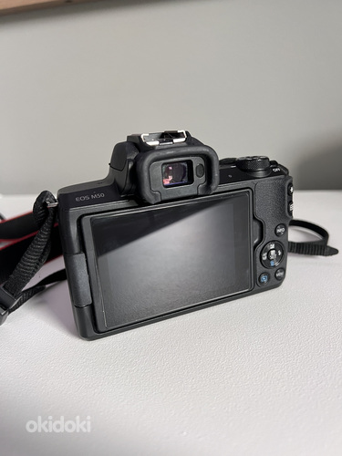 Canon EOS M50 + EF-M 15-45mm (фото #2)