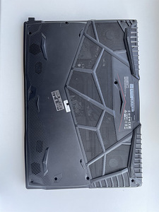 MSI GL65 Leopard 10SER 15.6 `` (3 foto / 3)