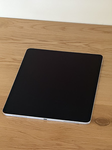 Apple iPad Pro (12.9-inch) 256 Gb (2 foto / 6)