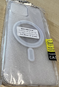 Чехлы / кошельки magSafe (8 фото из 8)