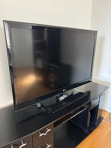 42LE5300 (2 фото из 3)
