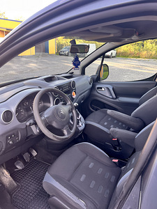 Citroën Berlingo 1.6HDI 80kw (8 foto / 9)