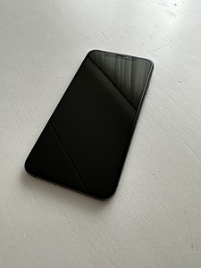 iPhone XS Max 256 ГБ «Серый космос» (2 фото из 4)