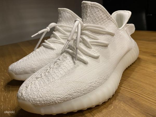 Snow white top yeezy