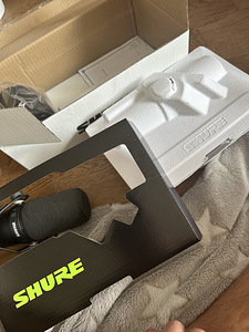Shure stuudio mikrofon SM7B Uus ja karbis! (3 foto / 4)