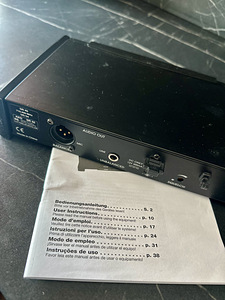 AKG SR40 juhtmevaba mikrofonisüsteem – korras ja töötab! (2 foto / 2)