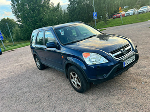 Honda CR-V 2003 бензин, автомат (2 фото из 10)
