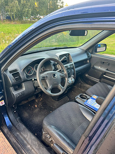 Honda CR-V 2003 бензин, автомат (9 фото из 10)
