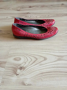 HUSH PUPPIES KORRALIKUD KINGAD NAHAST (3 foto / 3)