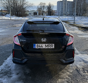 Honda Civic (3 foto / 9)