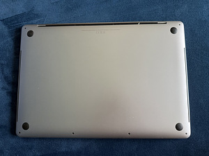 Macbook pro 15” 2018 16GB ram 500GB SSD intel i7 (5 foto / 6)