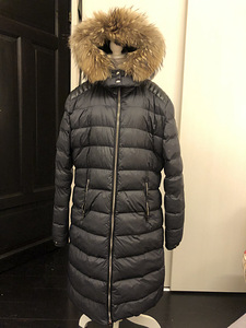 Naiste MONCLER mantel (2 foto / 5)