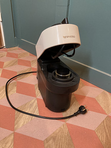 Kapselkohvimasin Nespresso Vertuo Pop (2 foto / 3)