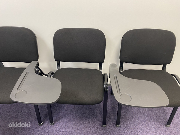Новые стулья для семинаров со столом (фото #4)
