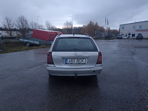 Müüa C-klassi mersu (4 foto / 11)