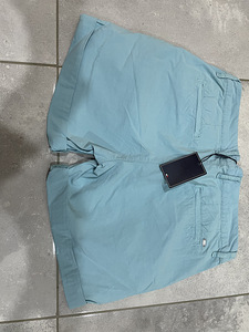 Шорты TOMMY HILFIGER (2 фото из 2)