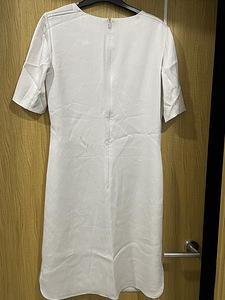 Kleit HUGO BOSS (2 foto / 2)