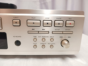 Denon DMD-1550/ Denon DMD-1800AL minikettamängija (3 foto / 10)
