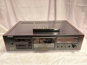SonyTC-K333ESR/ A&D GX-Z6100/ Aiwa Excelia XK-007 kas dekk (8 foto / 10)