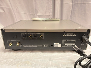 Denon DCD-3500G/ Denon DCD-1650SE USB/CD проигрыватель (10 фото из 10)