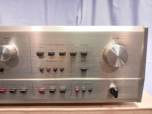 Accuphase C-200/ P-300/ Accuphase E-301 võimendi (3 foto / 10)