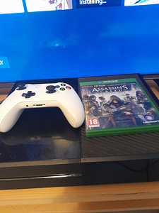 XBOX ONE 500GB (1 фото из 2)