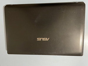 Asus X54H (1 foto / 3)