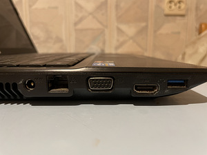 Asus X54H (3 foto / 3)