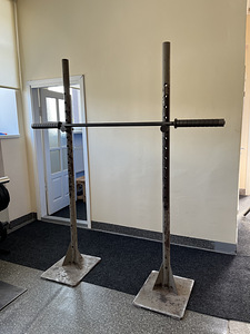 Küki- ja pressiriiulid + latt (1 foto / 1)